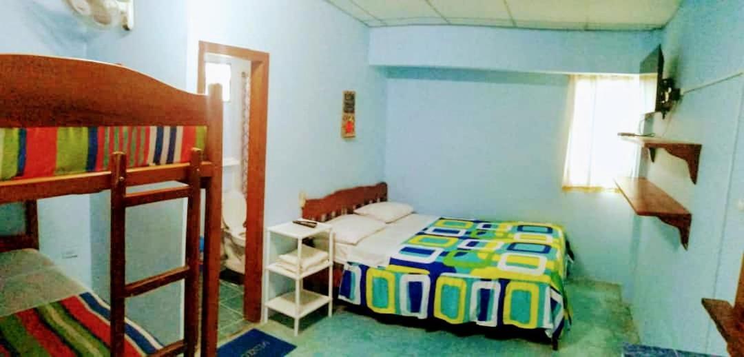 Hostal Aruba Atacames Oda fotoğraf