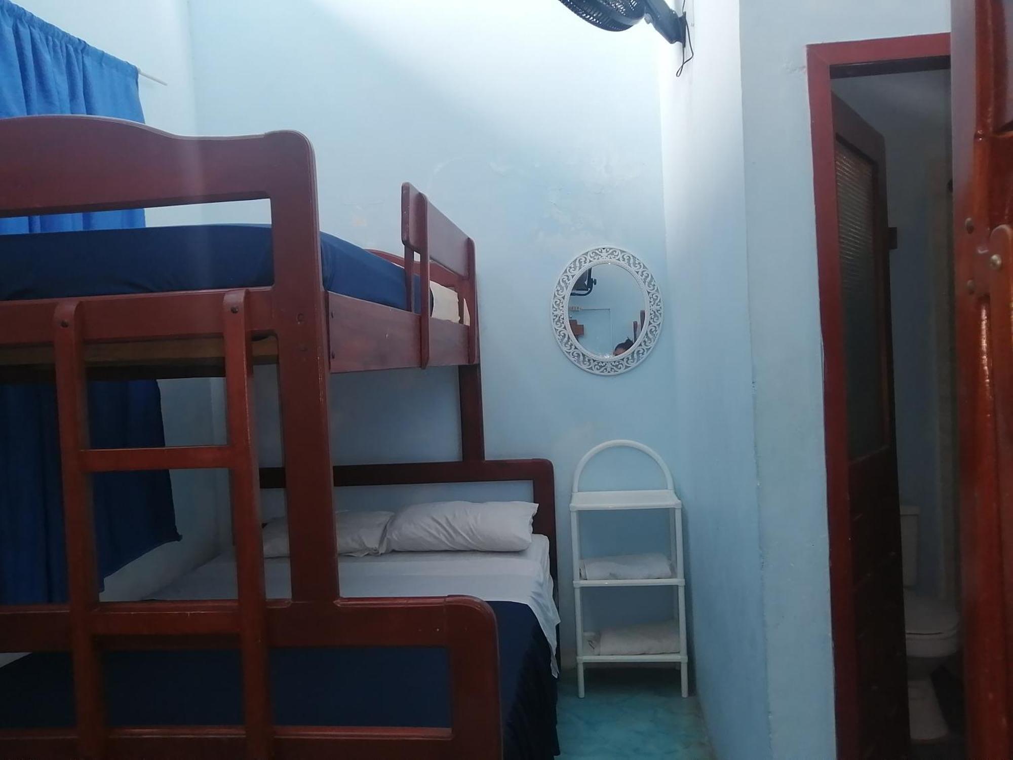 Hostal Aruba Atacames Oda fotoğraf